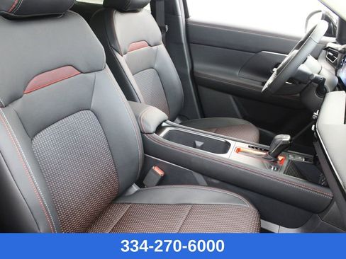 New 2026 Nissan Kicks SR image 20