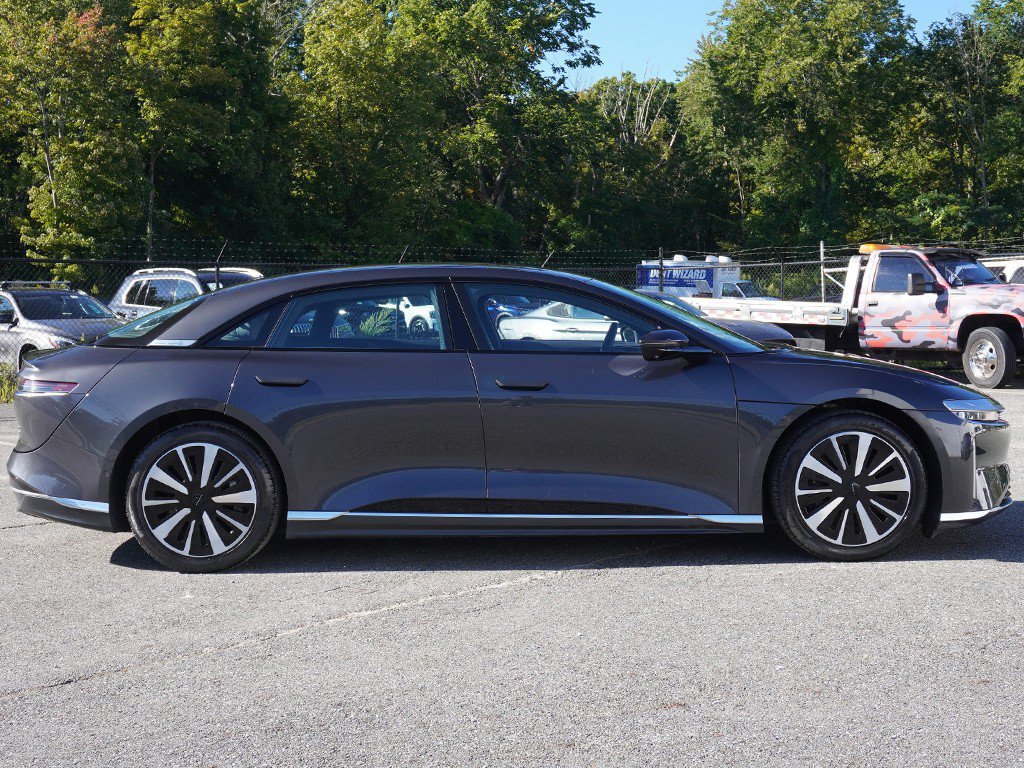 Used 2024 Lucid Air Touring AWD/4WD image 18