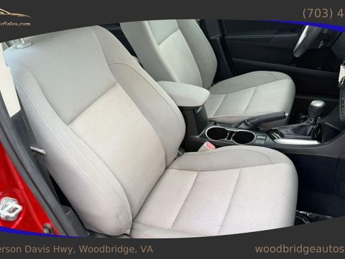 Used 2014 Toyota Corolla LE FWD image 23