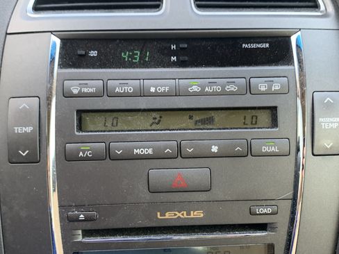 Used 2011 Lexus ES 350 w/ Preferred Accessory Package FWD image 23