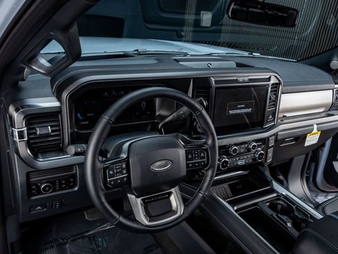 Used 2026 Ford F250 Platinum image 17