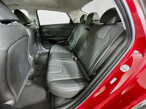 Certified 2023 Hyundai Elantra Limited w/ Cargo Package FWD image 25