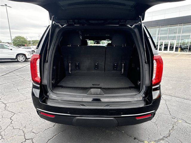 Used 2023 GMC Yukon SLE w/ Gmc Pro Safety Plus Package AWD/4WD image 25