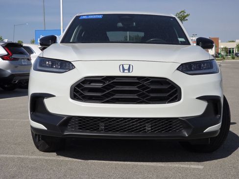 Certified 2023 Honda HR-V Sport image 14