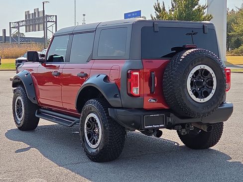 Used 2022 Ford Bronco Black Diamond w/ Sasquatch Package AWD/4WD image 4
