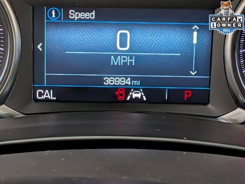 Used 2024 GMC Terrain SLE w/ Driver Convenience Package AWD/4WD image 16