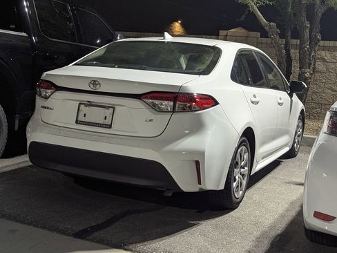 Used 2023 Toyota Corolla LE FWD image 4