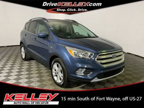 Used 2018 Ford Escape SE image 1