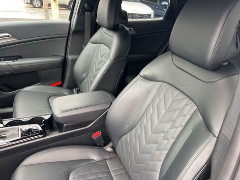 Certified 2025 Kia Sportage X-Line image 5