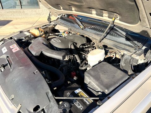 Used 2005 Chevrolet Tahoe Z71 w/ Preferred Equipment Group image 20