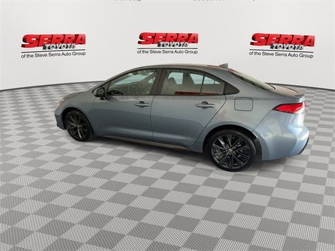 Used 2023 Toyota Corolla SE image 7