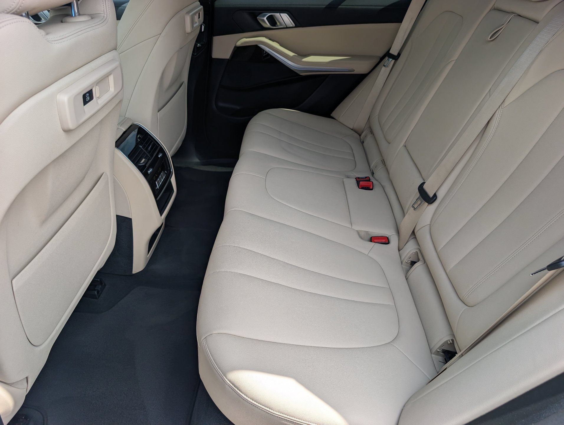 Used 2020 BMW X5 sDrive40i RWD image 16