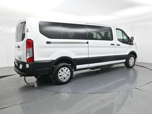 Used 2023 Ford Transit 350 XLT image 7