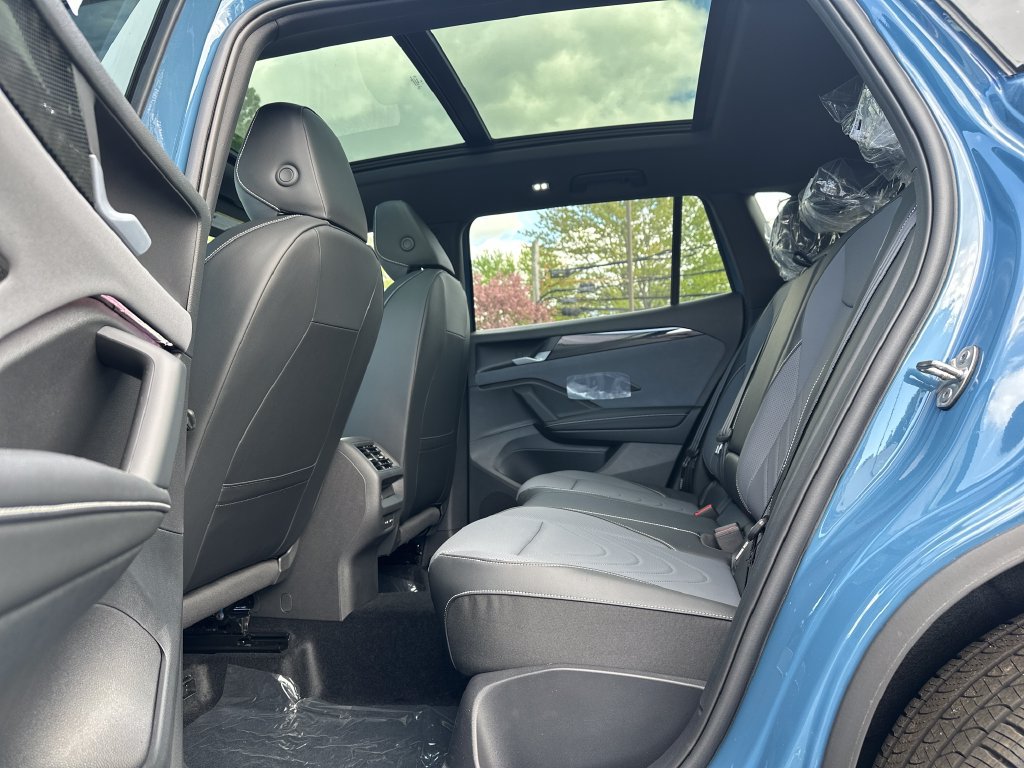 New 2026 Volkswagen Tiguan SE R-Line AWD/4WD image 14