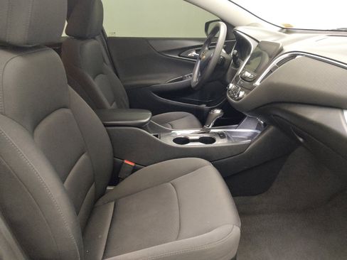 Used 2020 Chevrolet Malibu LT FWD image 21