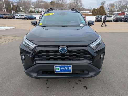 Used 2023 Toyota RAV4 AWD Hybrid image 9