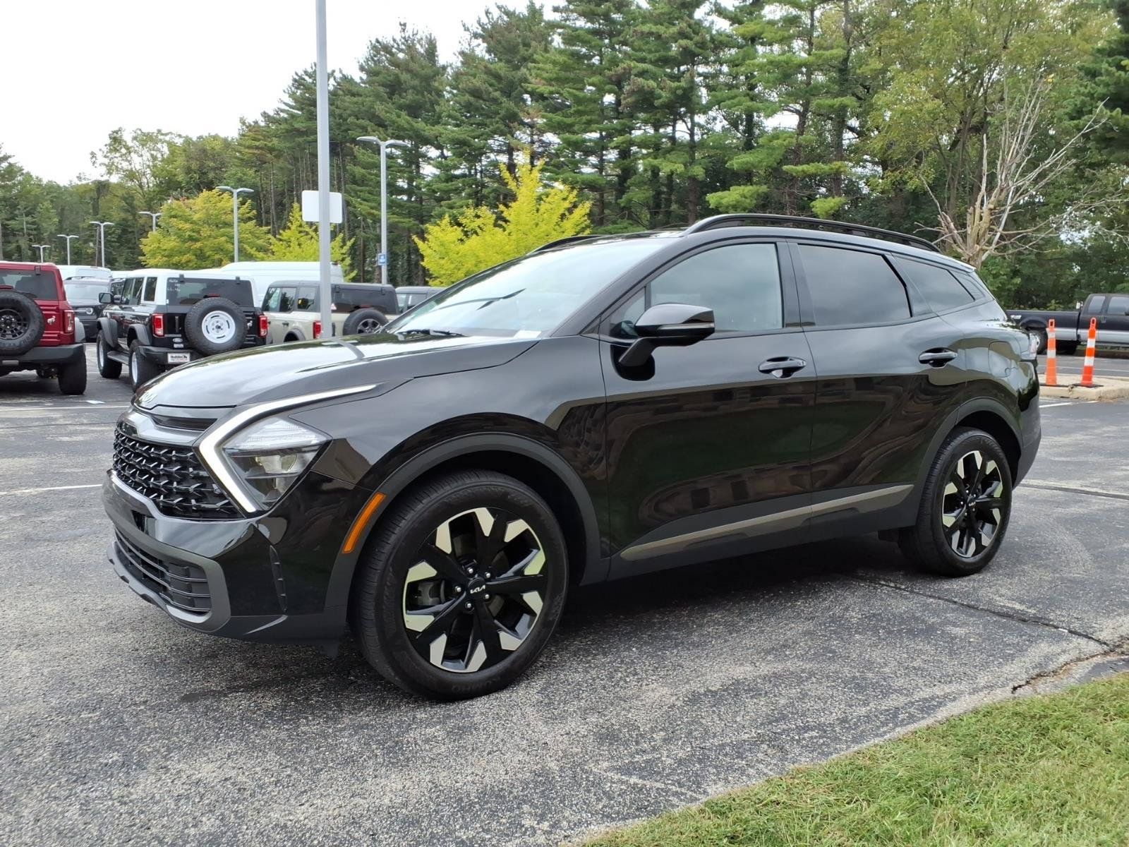 Used 2023 Kia Sportage X-Line w/ X-Line Premium Package AWD/4WD image 5