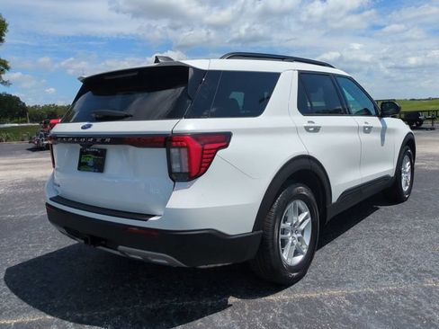 Certified 2026 Ford Explorer Active w/ Active Comfort Package RWD image 5