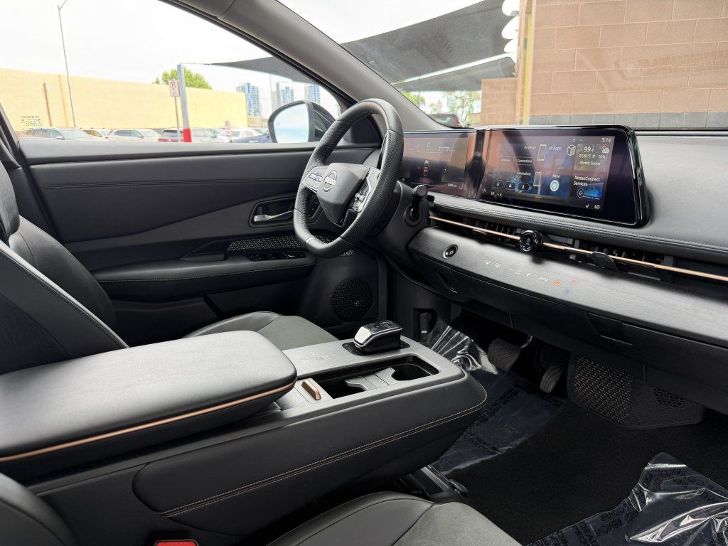 Used 2024 Nissan Ariya FWD image 41