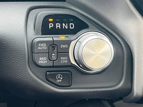Used 2025 RAM 1500 Laramie w/ Sport Appearance Package AWD/4WD image 33