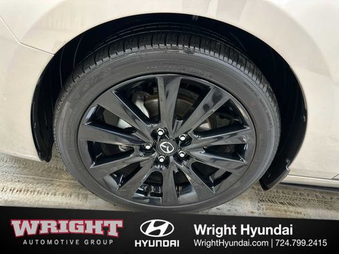 Used 2024 MAZDA MAZDA3 s image 7