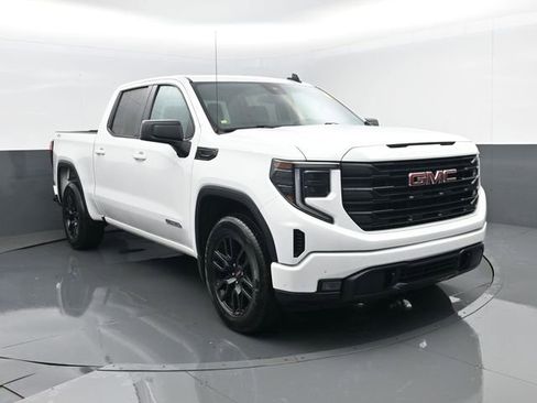 Used 2023 GMC Sierra 1500 Elevation AWD/4WD image 3