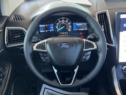 Used 2024 Ford Edge SEL w/ Convenience Package AWD/4WD image 32