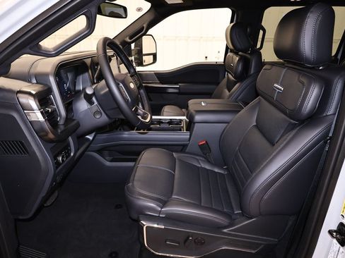 New 2026 Ford F450 Platinum w/ FX4 Off-Road Package AWD/4WD image 12