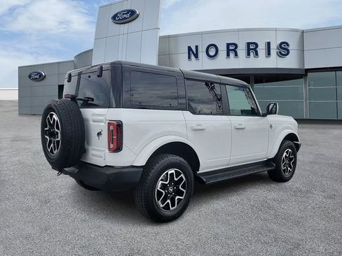 Certified 2025 Ford Bronco Outer Banks AWD/4WD image 4