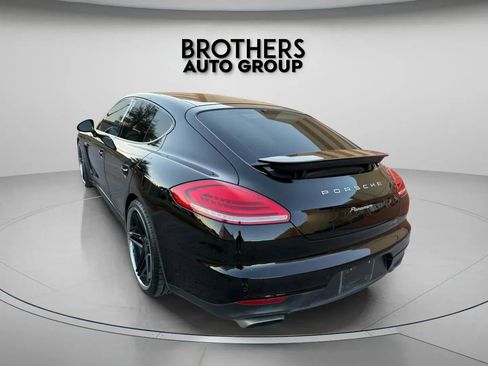 Used 2014 Porsche Panamera 4 image 5