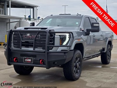 Used 2024 GMC Sierra 2500 AT4 w/ AT4 Premium Plus Package AWD/4WD image 3