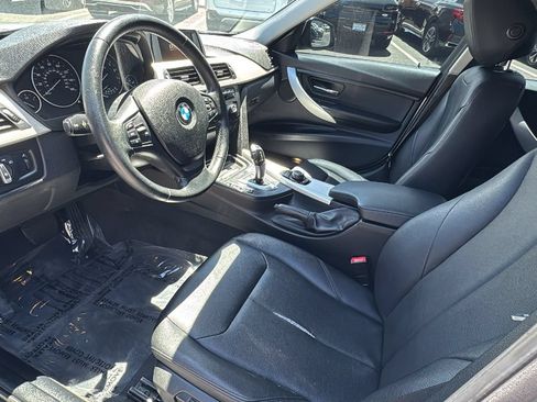 Used 2014 BMW 320i xDrive Sedan AWD/4WD image 9