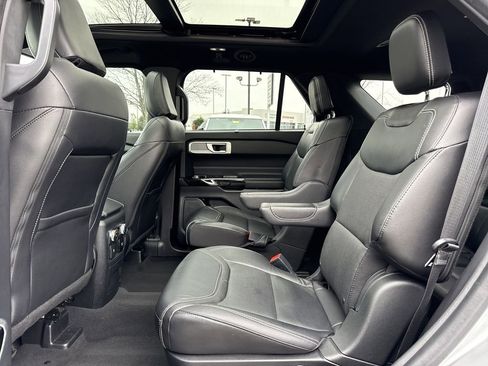 Used 2022 Ford Explorer ST w/ Equipment Group 401A image 14