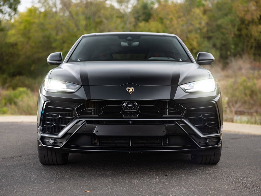 Used 2022 Lamborghini Urus AWD/4WD image 10