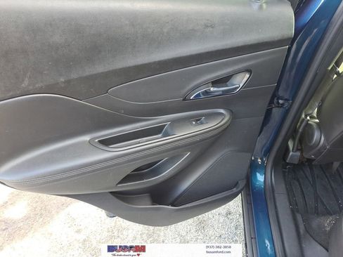 Used 2020 Buick Encore Preferred image 10