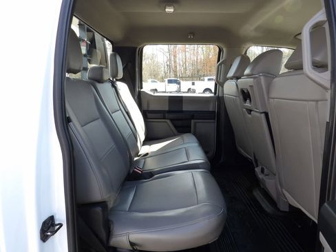 Used 2022 Ford F350 XL w/ Power Equipment Group AWD/4WD image 38