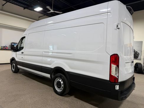 Used 2023 Ford Transit 250 148 High Roof Extended RWD image 19