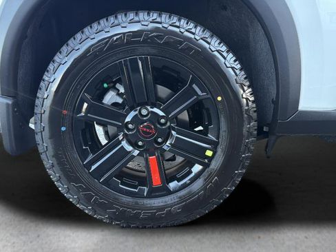 New 2026 Nissan Rogue SV AWD/4WD image 27