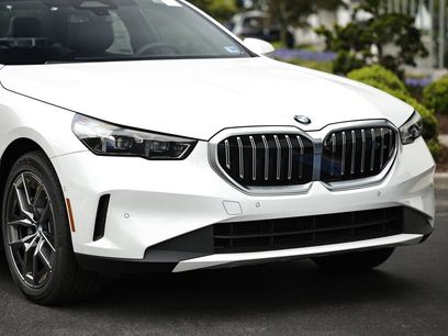 New 2027 BMW 530i xDrive w/ Premium Package