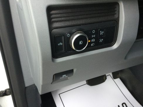 Used 2024 Ford F250 XL w/ Snow Plow Prep Package AWD/4WD image 12