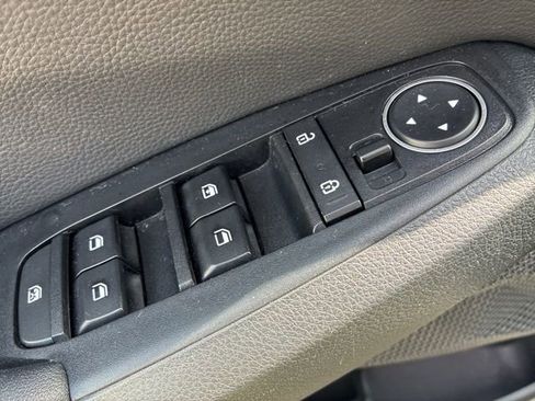 Used 2023 Kia Seltos S w/ Navigation Package AWD/4WD image 15