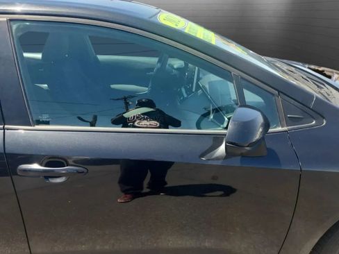 Used 2021 Toyota Corolla LE FWD image 51