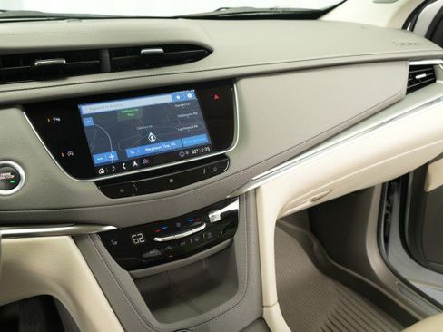 Used 2021 Cadillac XT5 Premium Luxury AWD/4WD image 38