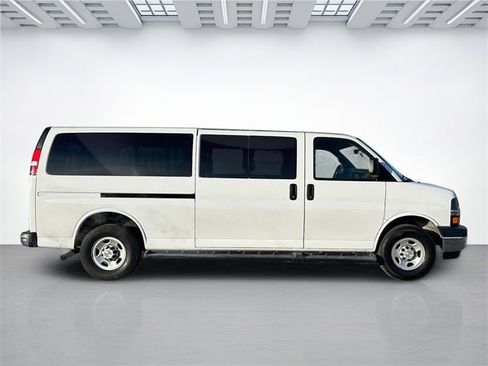 Used 2023 Chevrolet Express 3500 LT w/ LT Preferred Equipment Group image 3