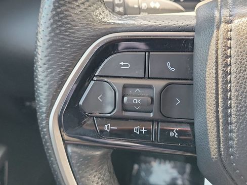 Used 2023 Toyota Tundra Limited w/ Power Package RWD image 10