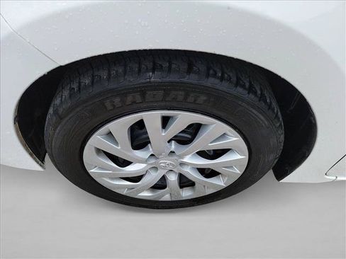 Used 2019 Toyota Corolla LE FWD image 9
