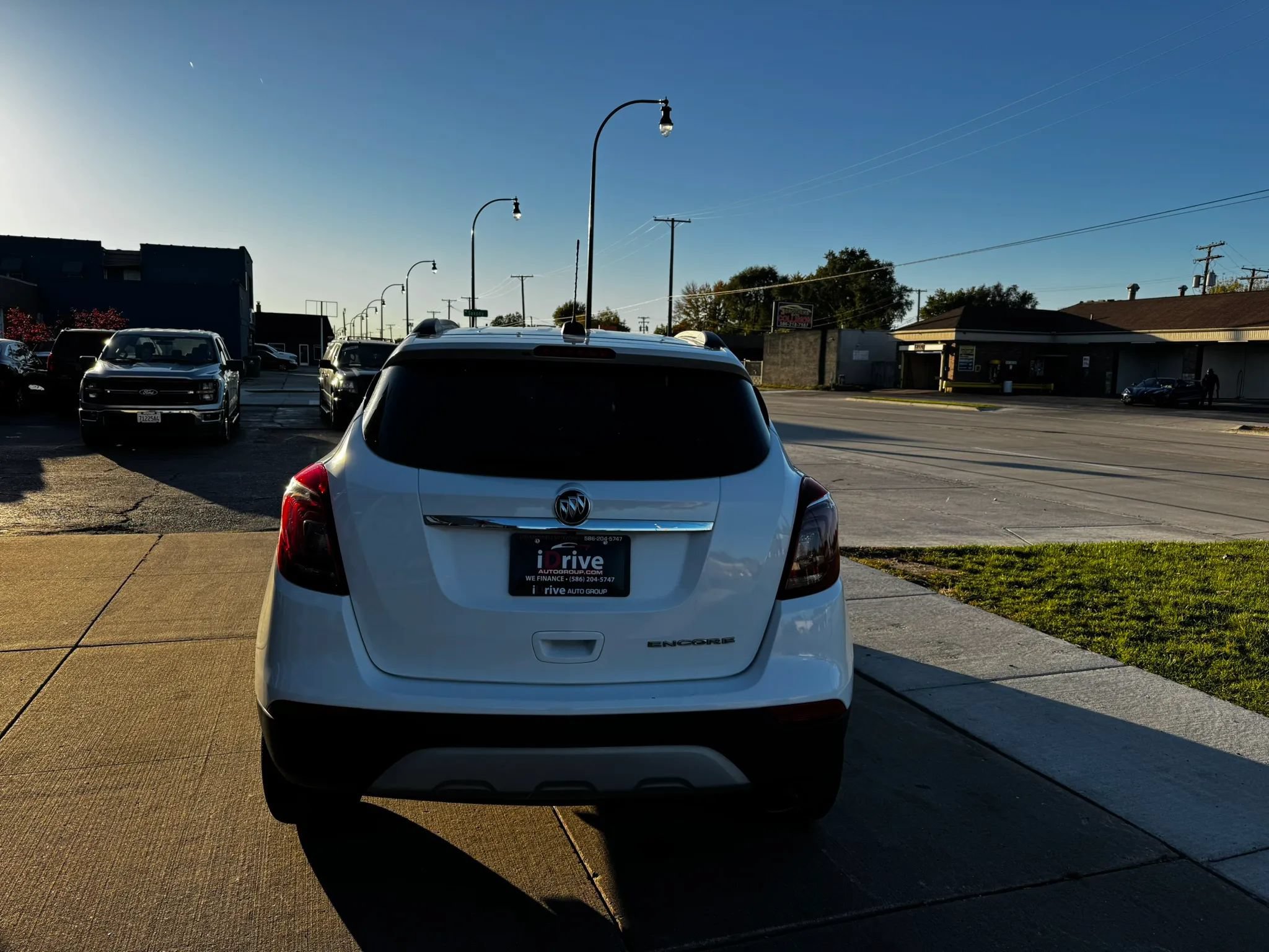 Used 2020 Buick Encore Preferred FWD image 5