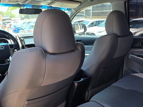 Used 2014 Toyota Tacoma 4x4 Double Cab image 27