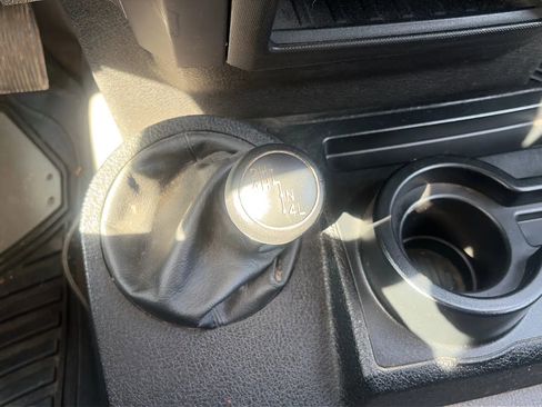 Used 2009 Ford F150 STX image 32