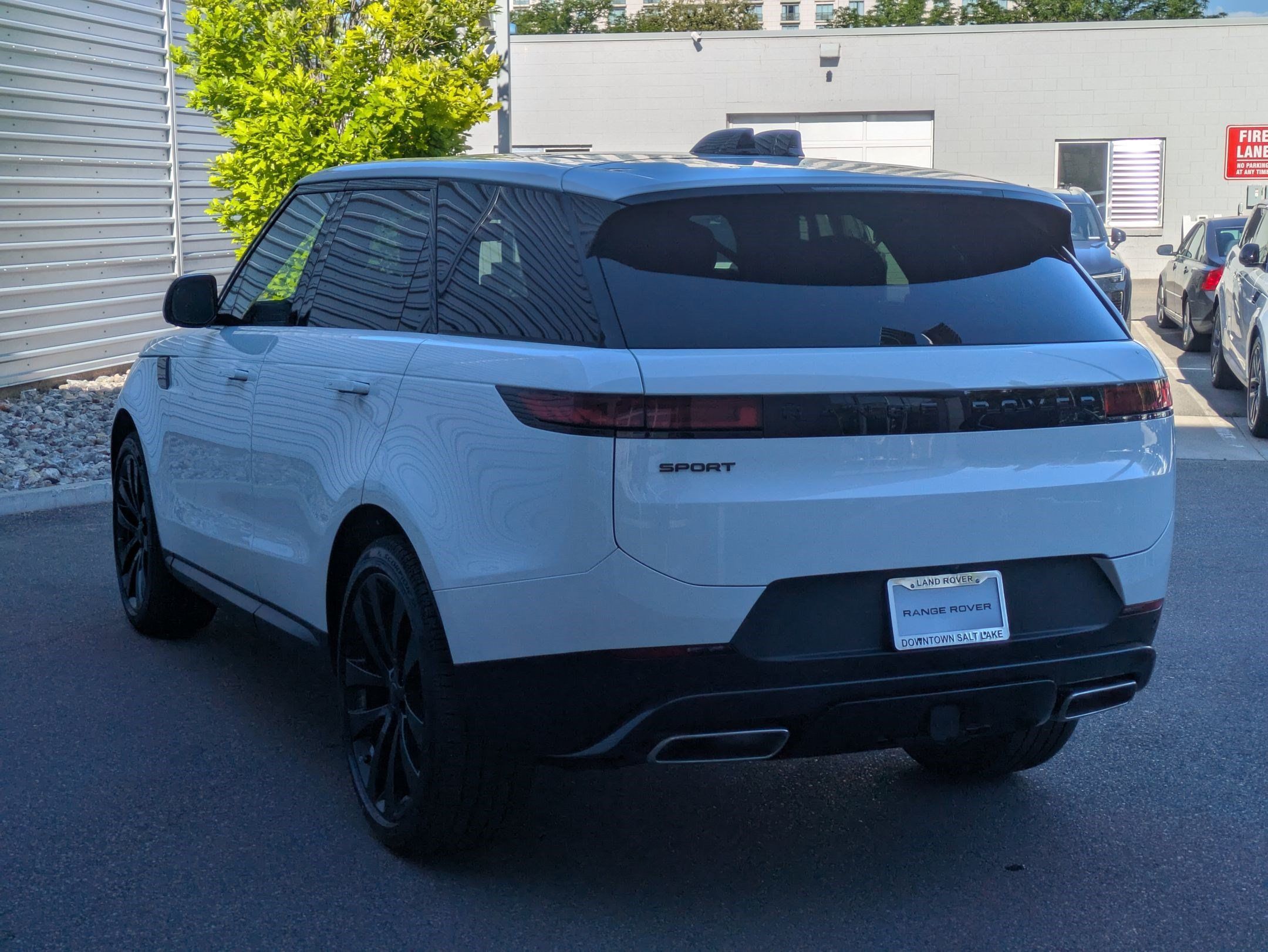 New 2026 Land Rover Range Rover Sport SE AWD/4WD image 7